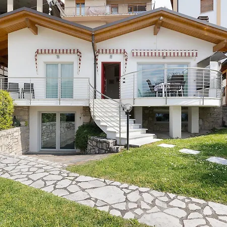 Casa-lago 55