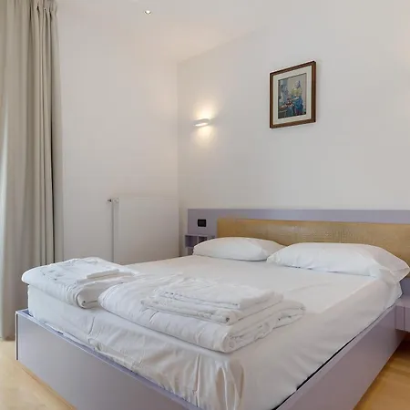 Casa-lago 55 דירה